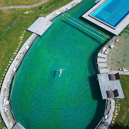 普尔沃尔温泉酒店 酒店 5*