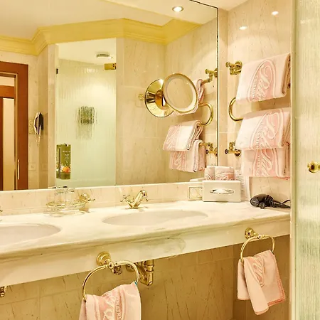 酒店 普尔沃尔温泉酒店