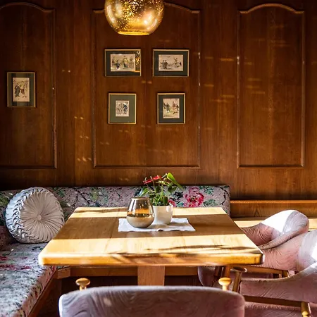 Hotel Thermenwelt Pulverer 5*