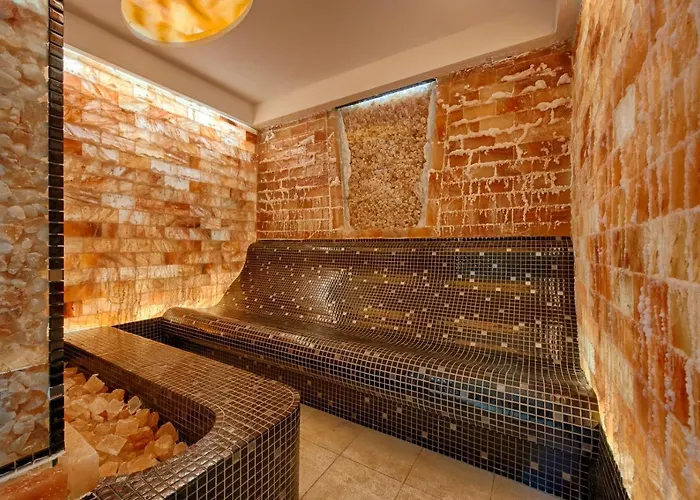 Hotel Thermenwelt Pulverer 5*